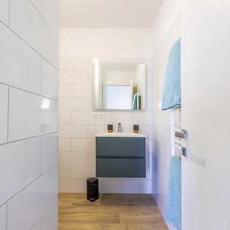 Lurenzu - Maison Pour 8 Avec Piscine Belgodère