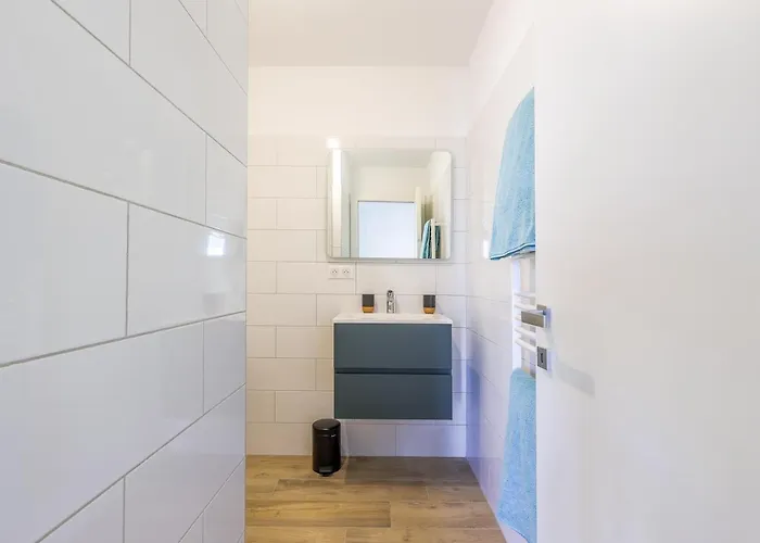Lurenzu - Maison Pour 8 Avec Piscine Belgodère